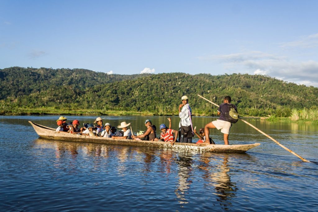 pecheur-pirogue-madagascar