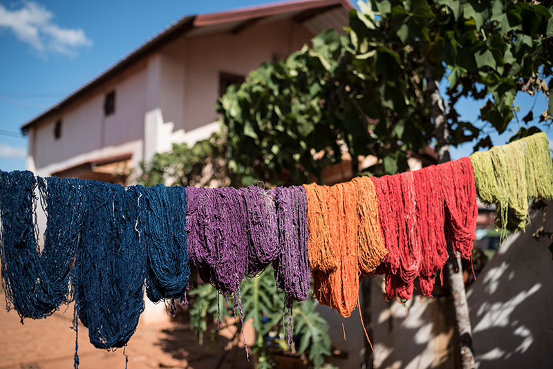 vetements village malgache
